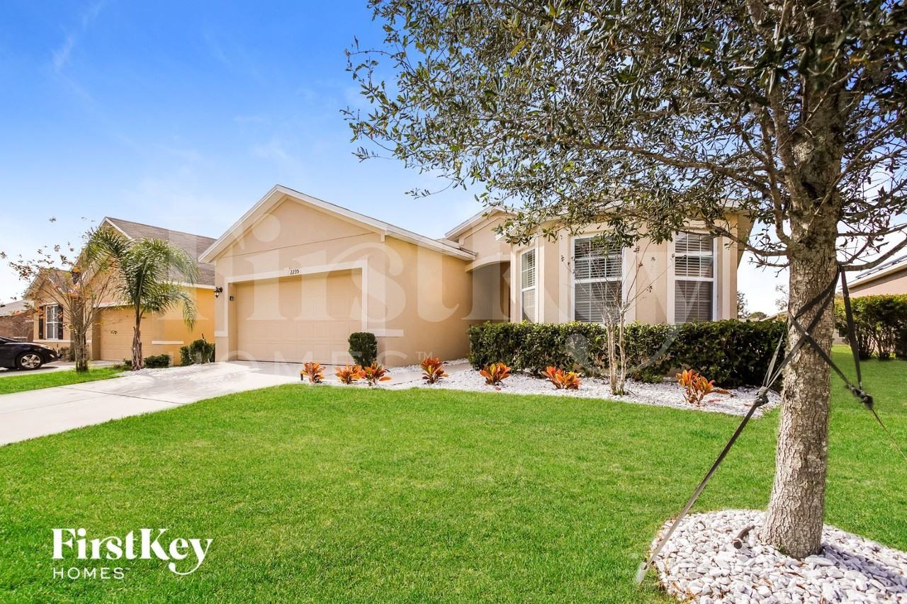 2295 Sequoia Way - Photo 2 of 18