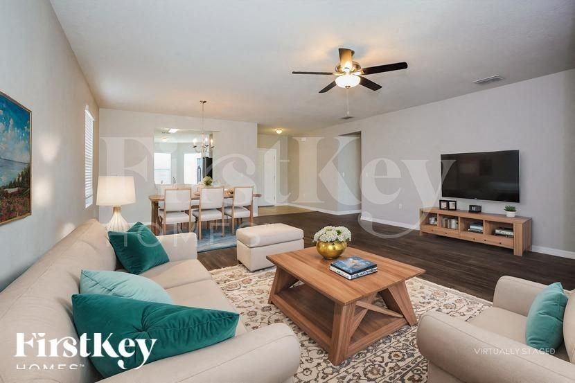 2295 Sequoia Way - Photo 4 of 18