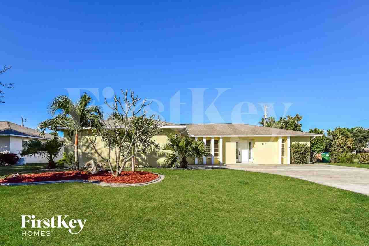 1431 Se 35th St - Photo 2 of 15