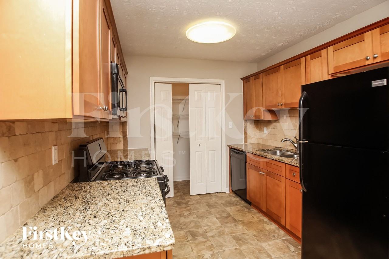 56 Hatties Fancy - Photo 4 of 15