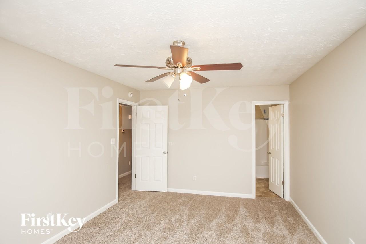 56 Hatties Fancy - Photo 7 of 15