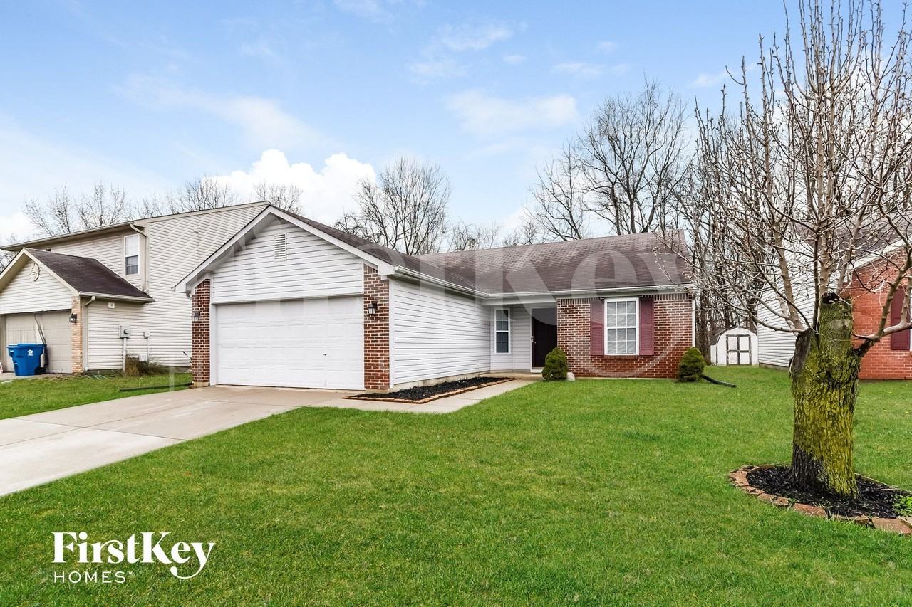 5822 Rolling Bluff Ln - Photo 2 of 15