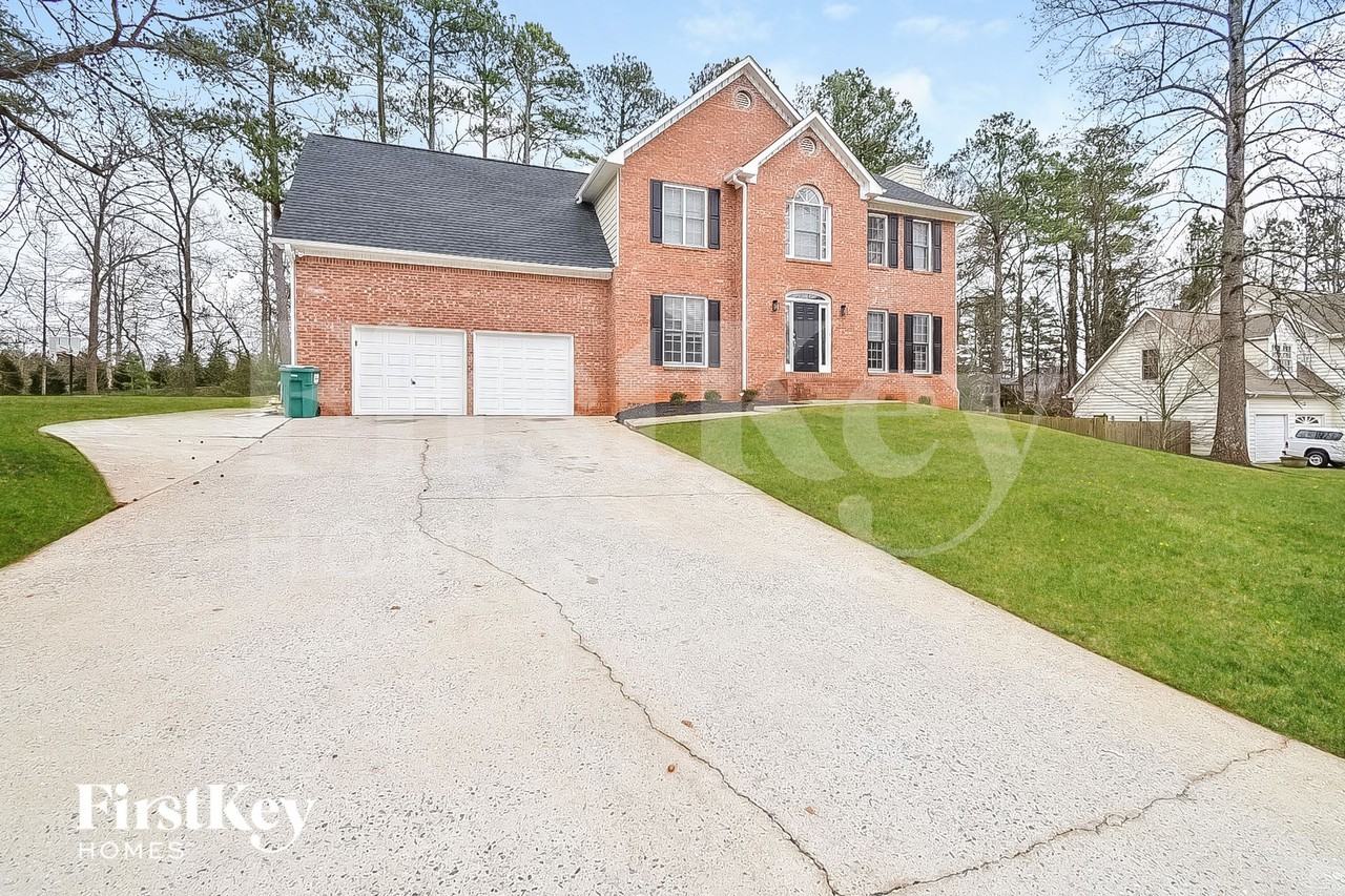 4595 Kinsdale Dr Sw - Photo 2 of 14