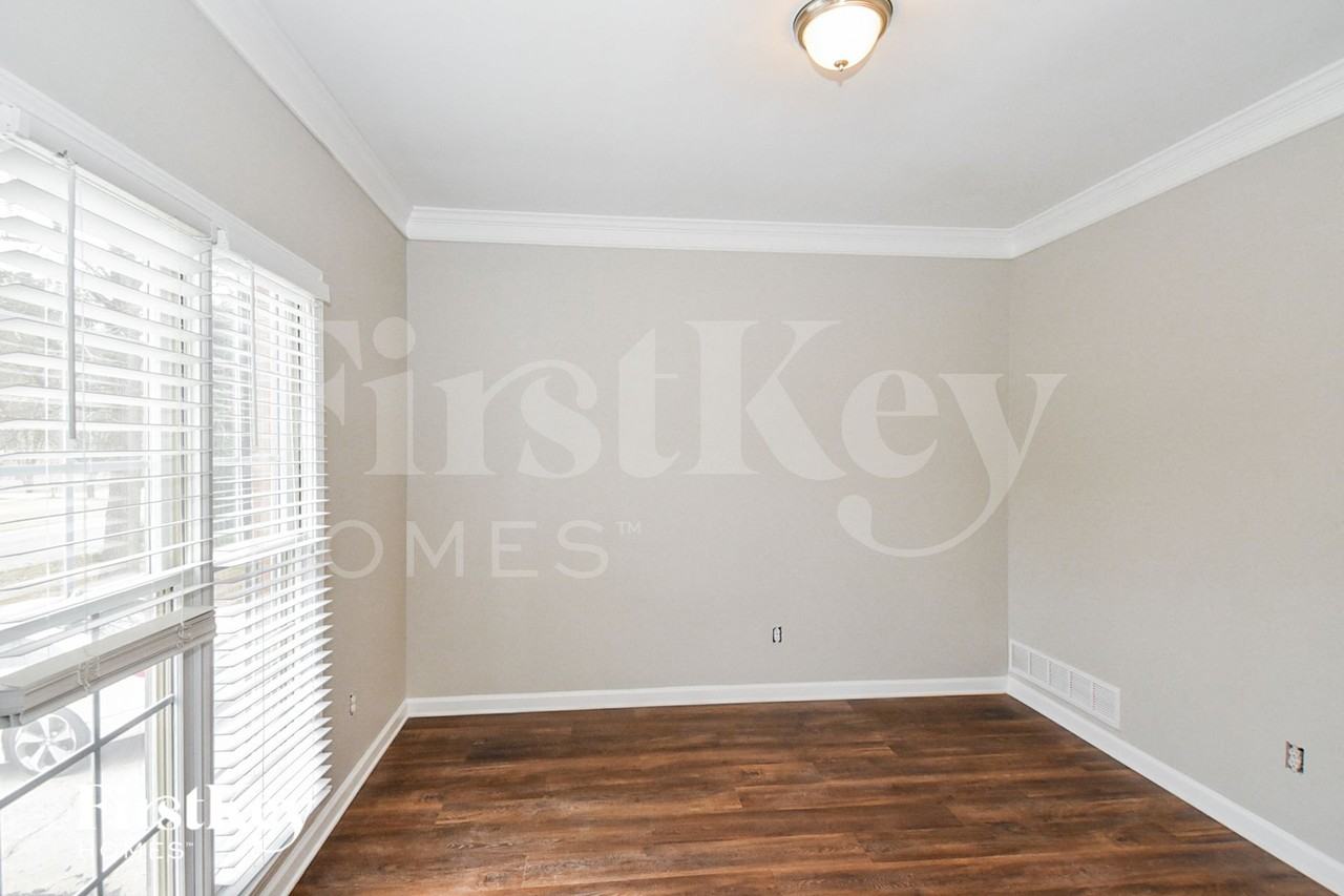 4595 Kinsdale Dr Sw - Photo 7 of 14