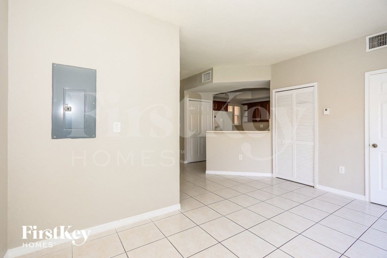 664 Swterrace - Photo 4 of 15