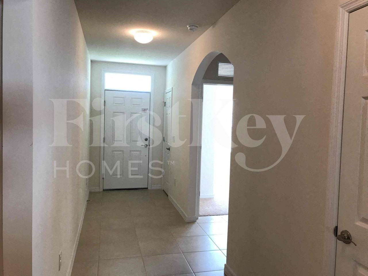 620 Se 1st Pl - Photo 3 of 20