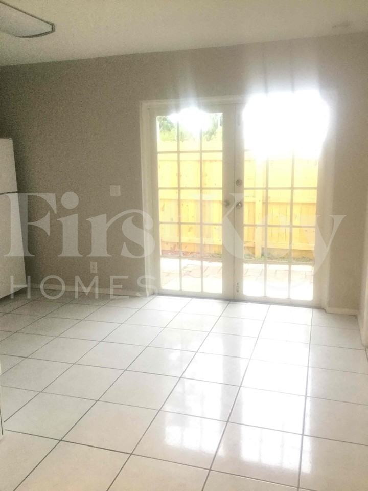 6129 Moonbeam Dr - Photo 5 of 27