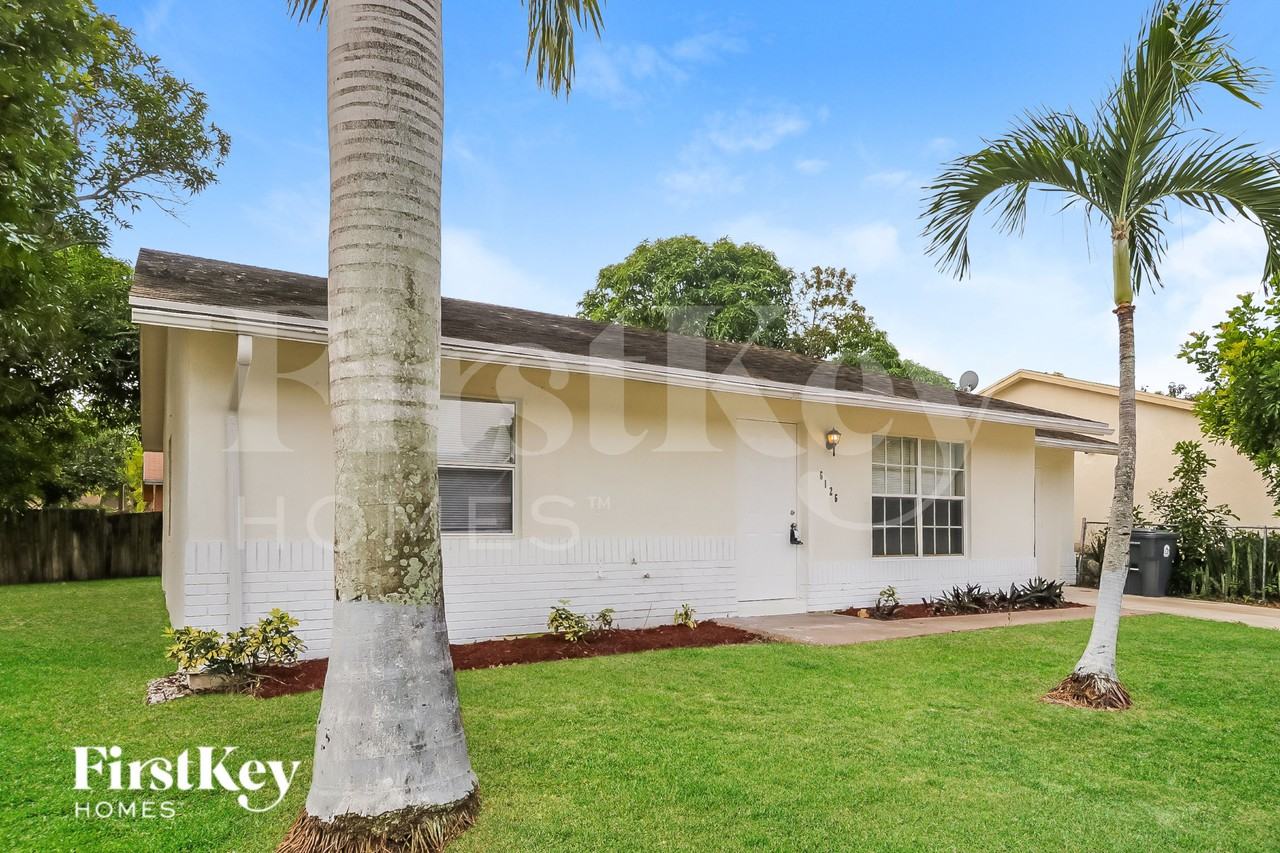 6126 Arcade Ct - Photo 2 of 15