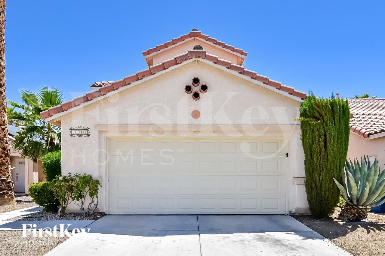 6046 Evening View St