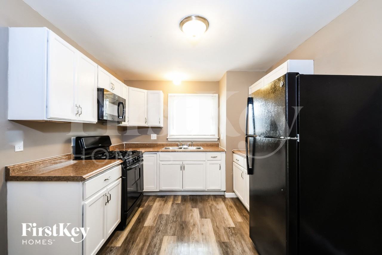 6 Thornton Abbey Ct - Photo 6 of 15