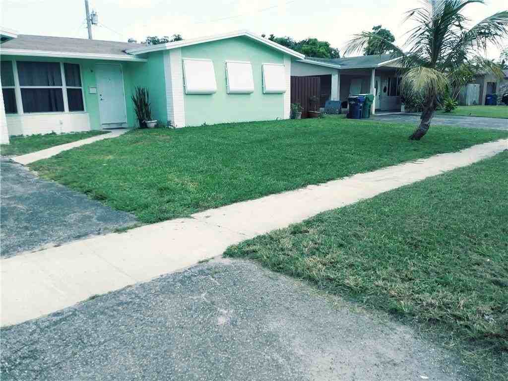 2630 Nw 42nd Ter - Photo 2 of 50