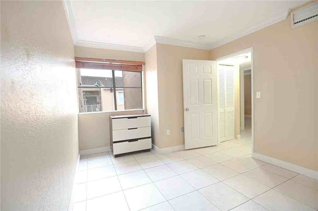 1178 Nw 124th Ave Unit 2311 - Photo 5 of 16