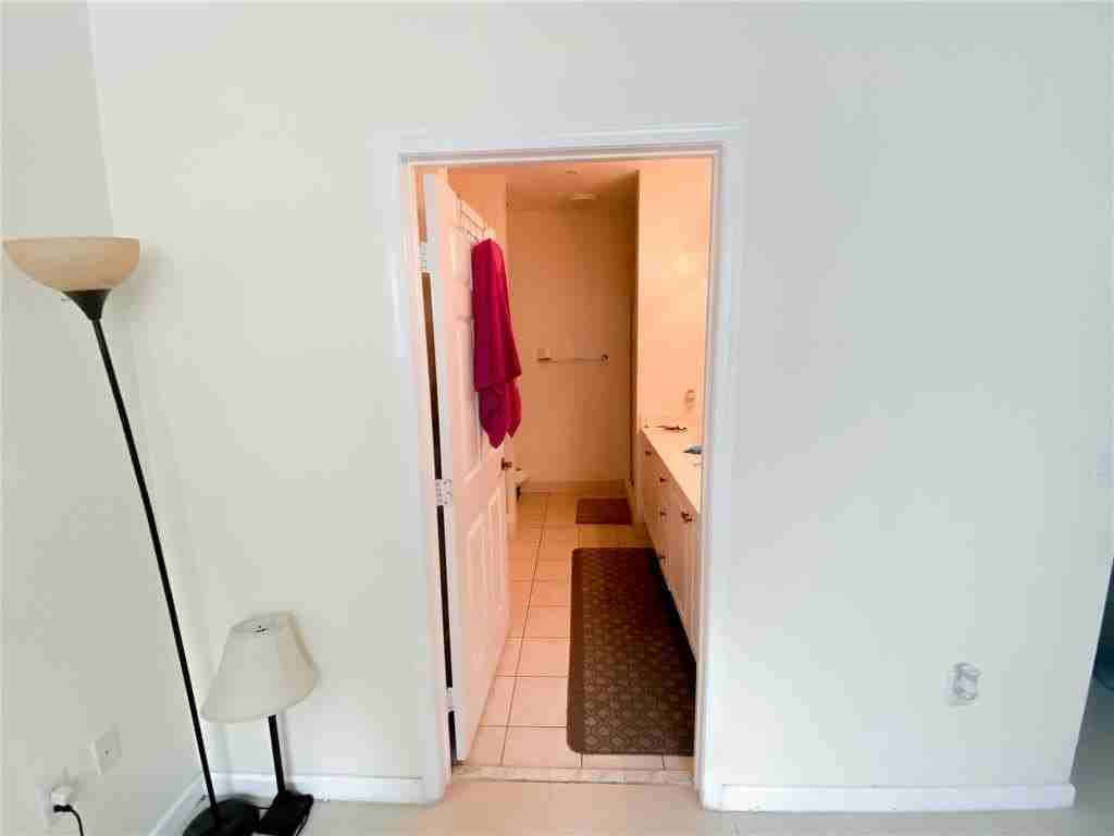 4700 Sw 160th Ave Apt 411 - Photo 5 of 7