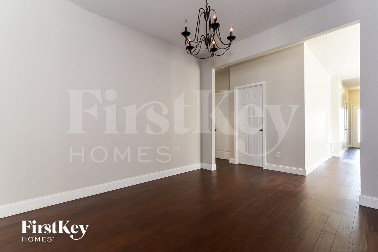 5630 Sweet River Dr - Photo 5 of 15