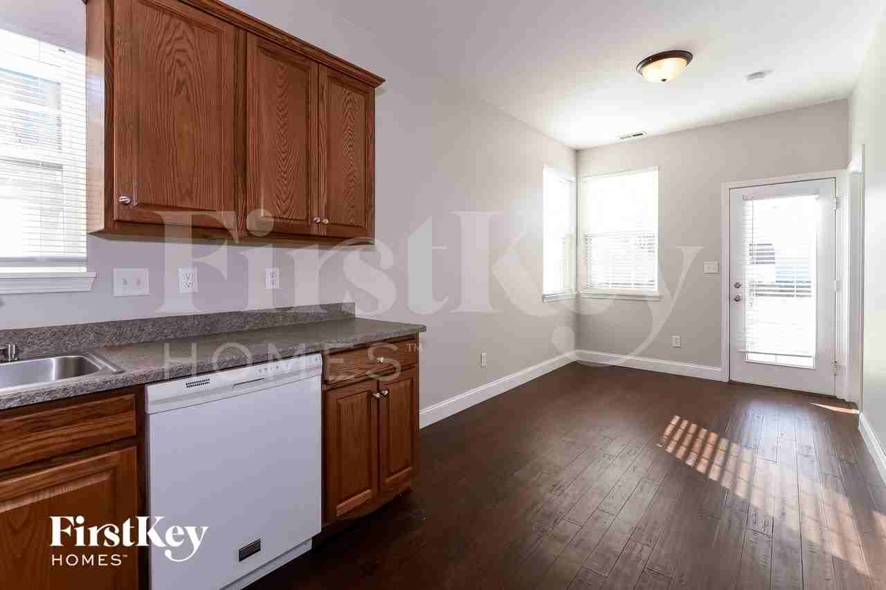 5630 Sweet River Dr - Photo 7 of 15