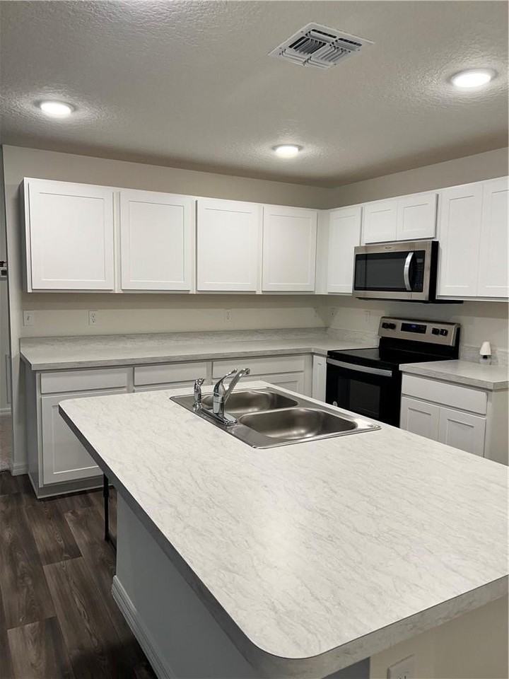 4067 Sw Port St Lucie Blvd - Photo 7 of 21