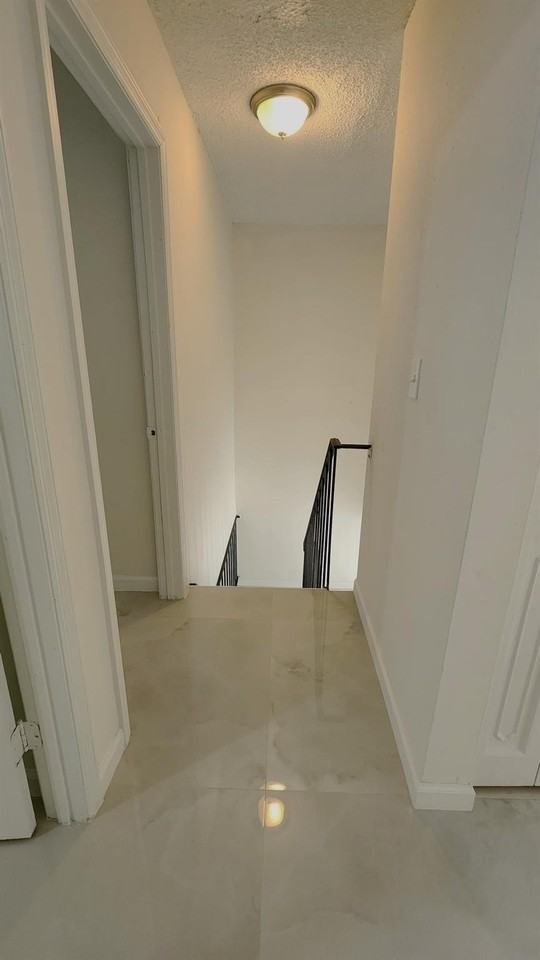 22133 Sw 103rd Ave - Photo 5 of 18