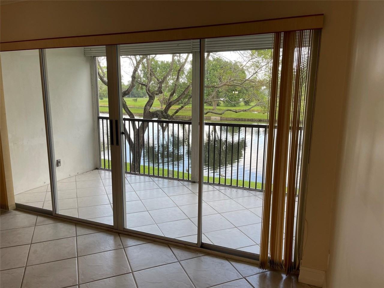 3993 Cypress Reach Ct Apt 205 - Photo 4 of 29