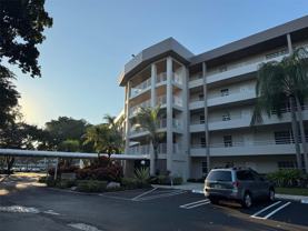 545 Oaks Ln Apt 105 - Photo 1 of 1