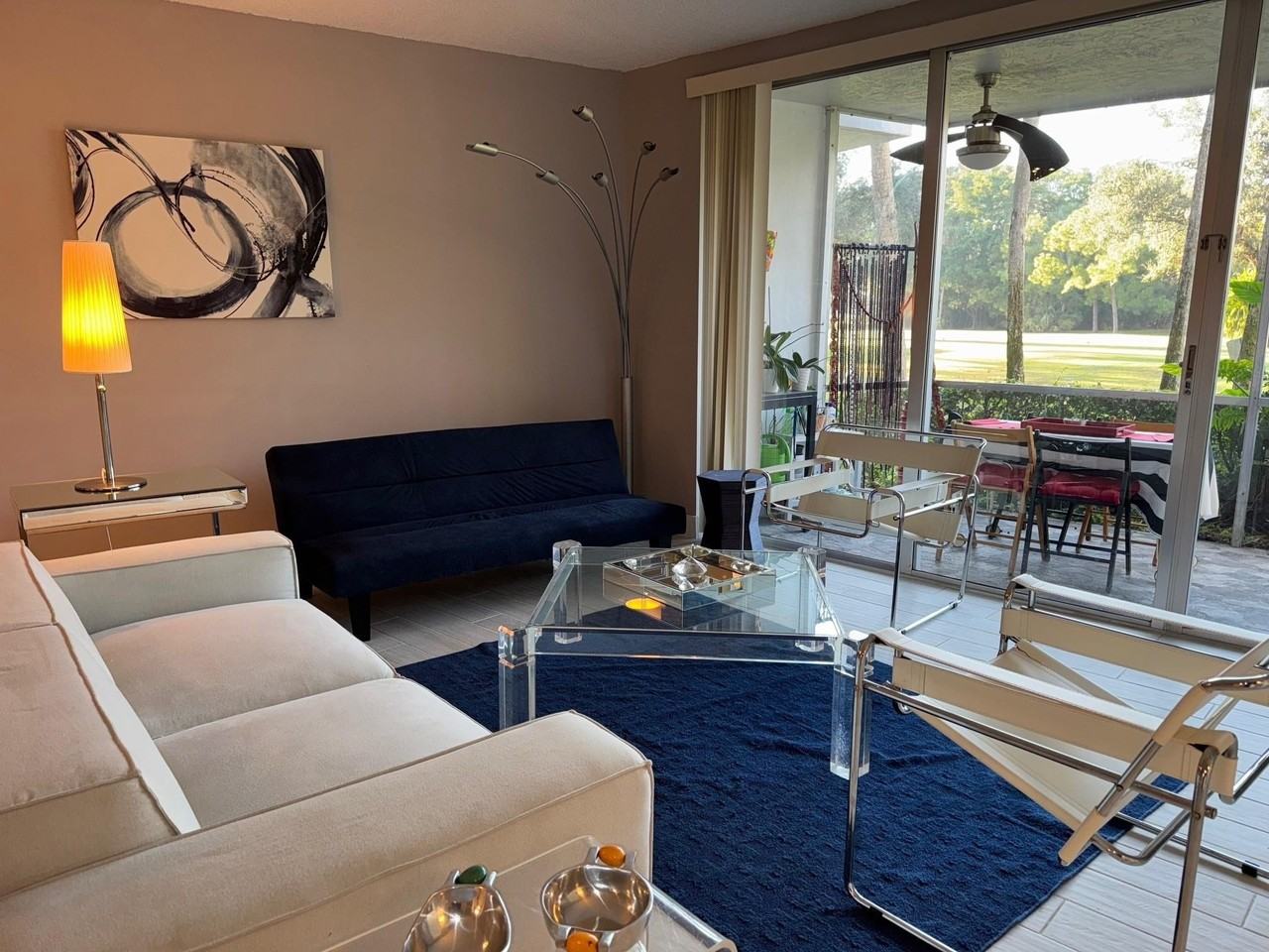 545 Oaks Ln Apt 105 - Photo 7 of 37