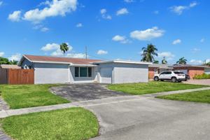 featured image of 11371 Nw 40th Pl