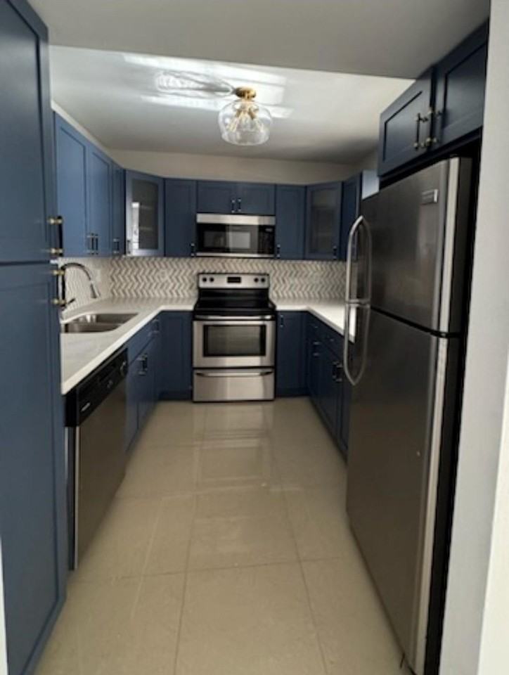 925 Se 13th St - Photo 7 of 17