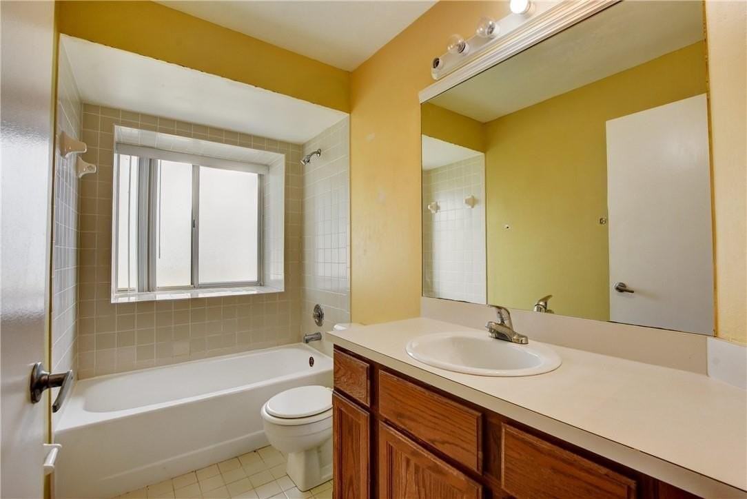 7958 Piper Ln - Photo 6 of 27