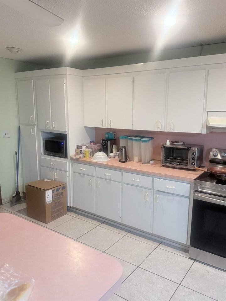 12975 Nw 18th Ct - Photo 5 of 12