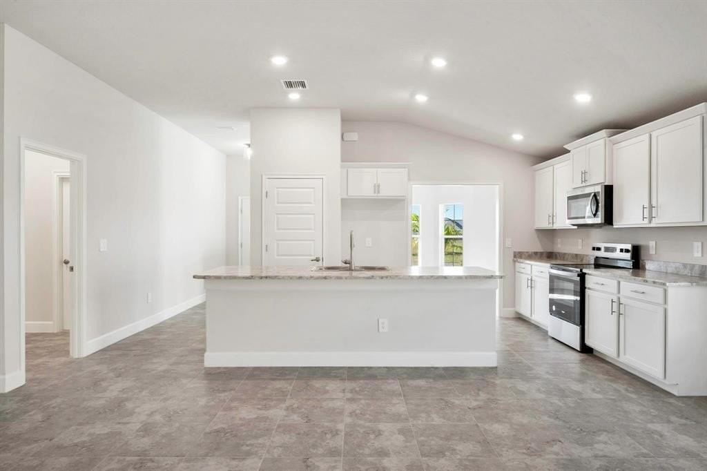 5202 Vespera St - Photo 7 of 19