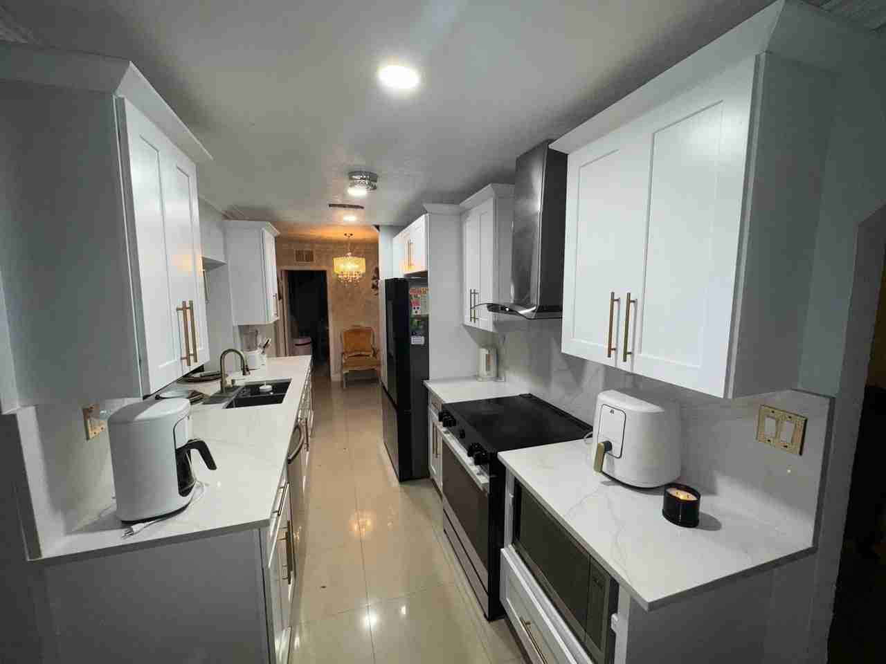 6704 Inwood - Photo 2 of 7