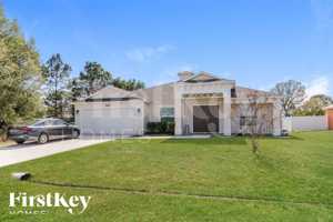 featured image of 526 Sw Dahled Ave