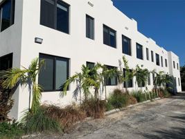 featured image of 1639 Madison St Apt 11b