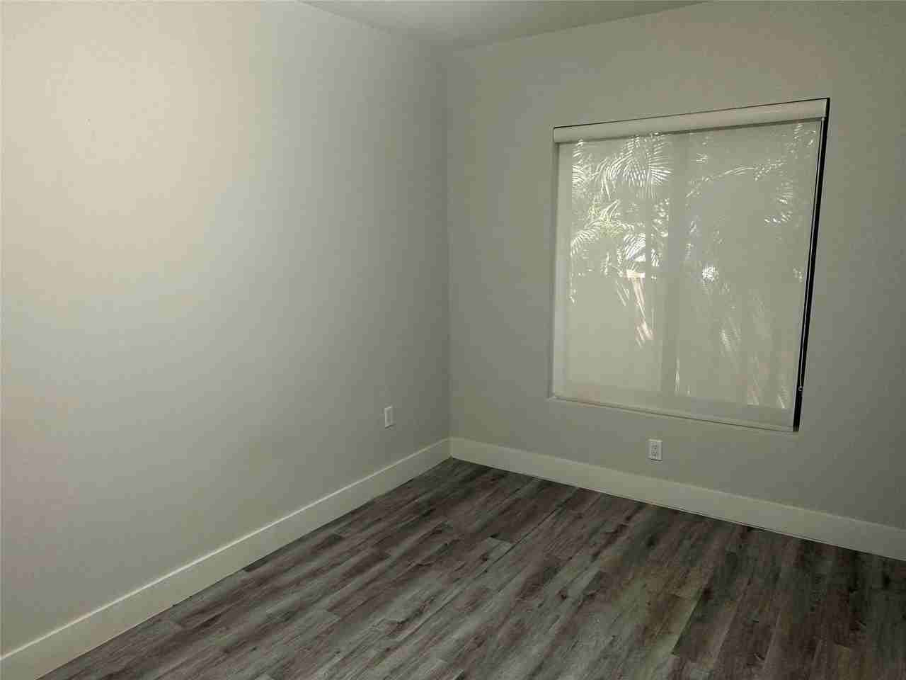 1639 Madison St Apt 11b - Photo 7 of 8