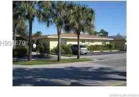 featured image of 5645 Nw 28th St Unit 5645