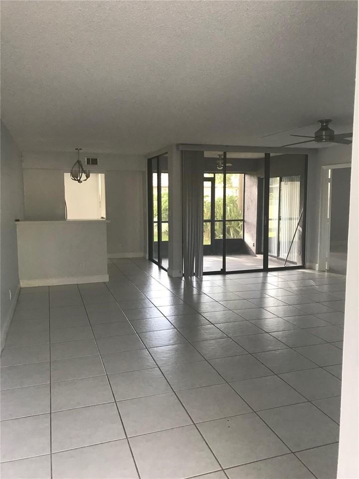 9576 Sw 1st Ct Unit 9-F - Photo 5 of 24