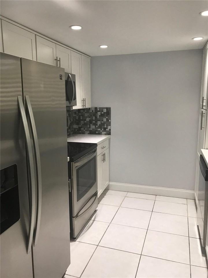 9576 Sw 1st Ct Unit 9-F - Photo 7 of 24