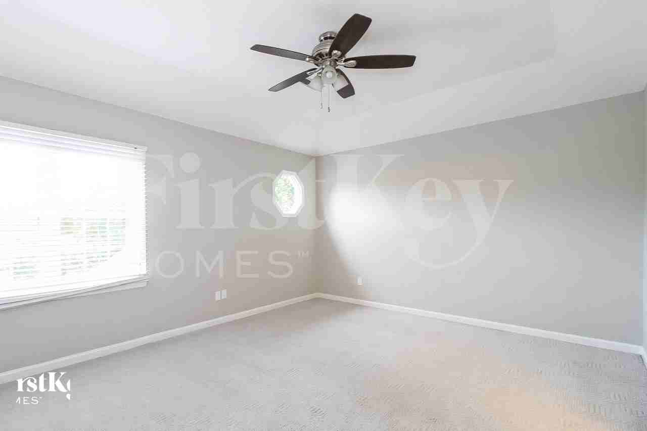 4807 Jessup Grove Rd - Photo 7 of 15