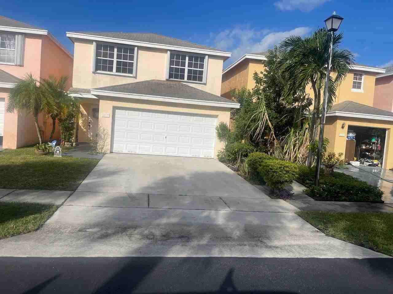 4151 Eastridge Cir