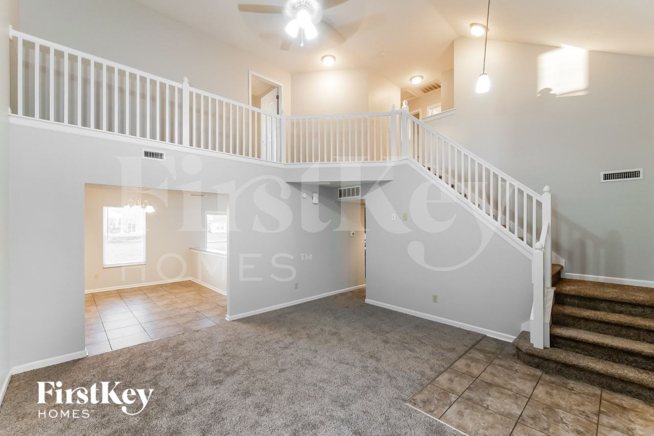 4744 Altar Ct - Photo 5 of 16