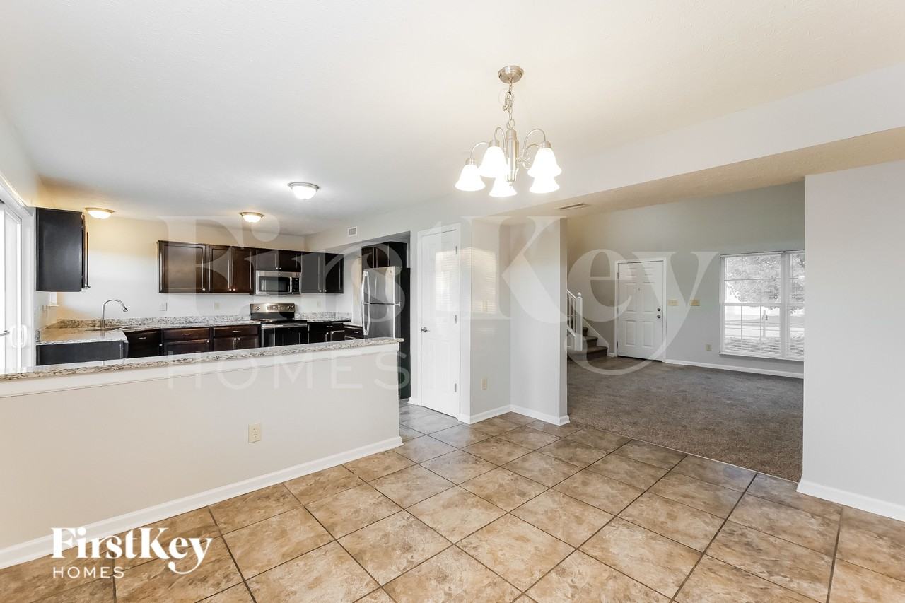 4744 Altar Ct - Photo 7 of 16