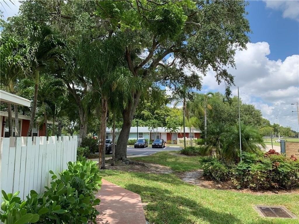 7134 Southgate Blvd Unit 7134 - Photo 2 of 10