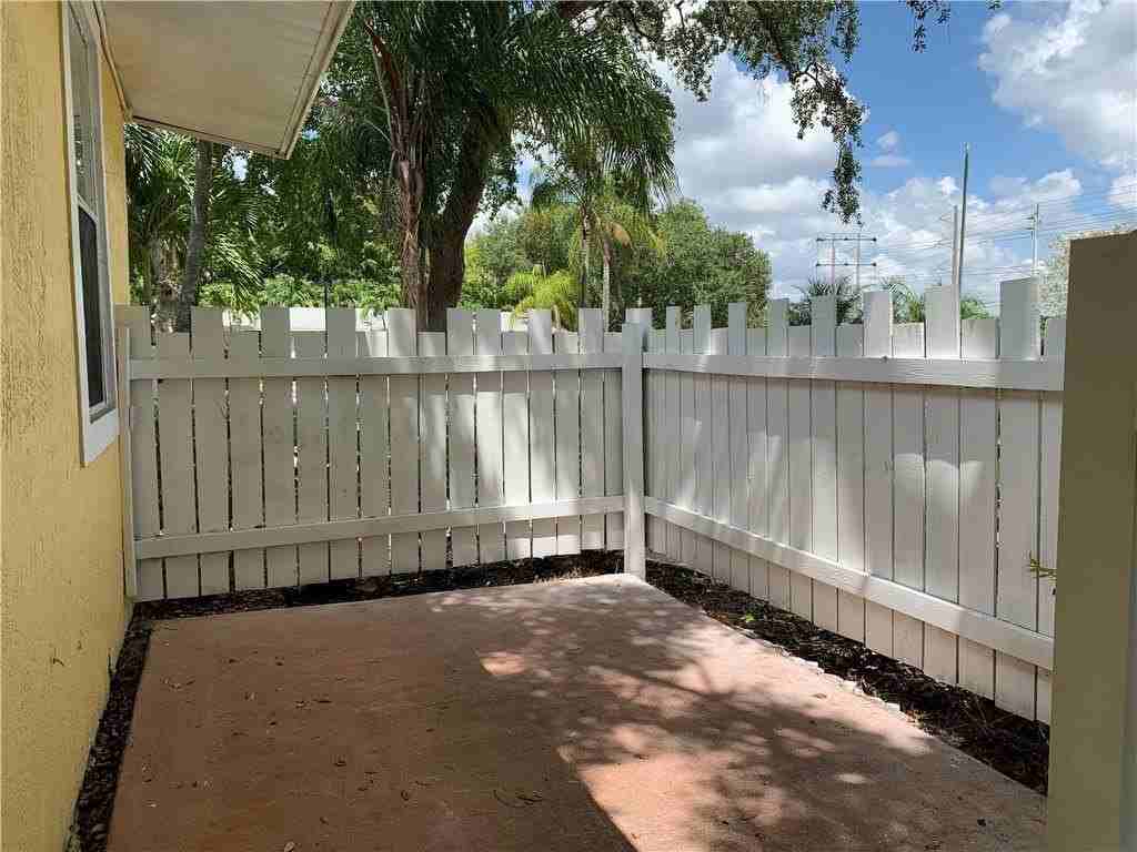 7134 Southgate Blvd Unit 7134 - Photo 5 of 10