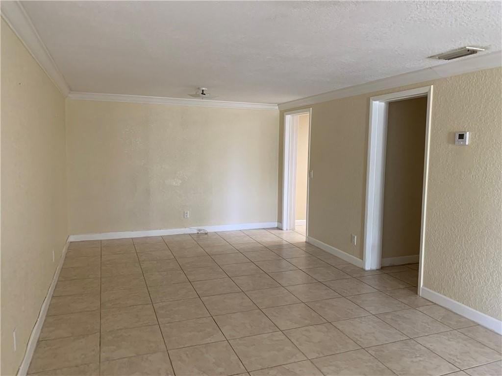 7134 Southgate Blvd Unit 7134 - Photo 7 of 10