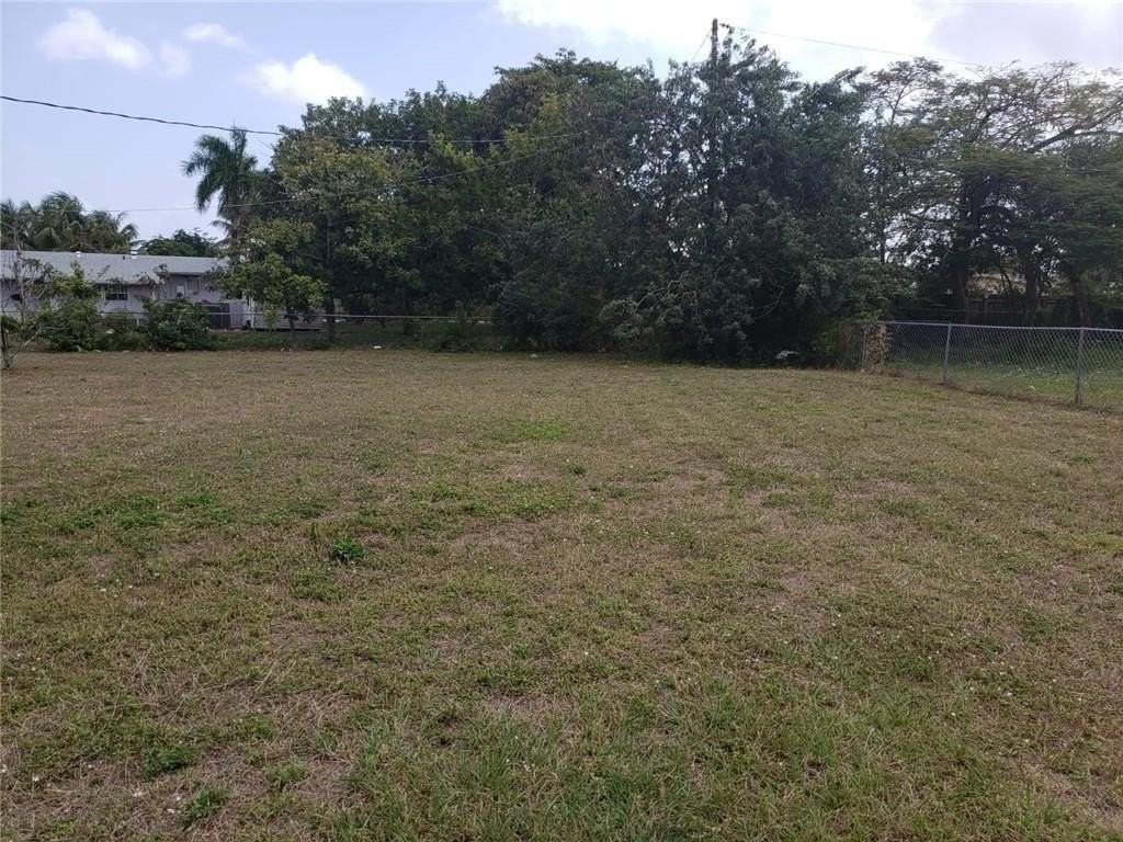 1524 Nw 19th Ave Unit 1524 - Photo 2 of 7