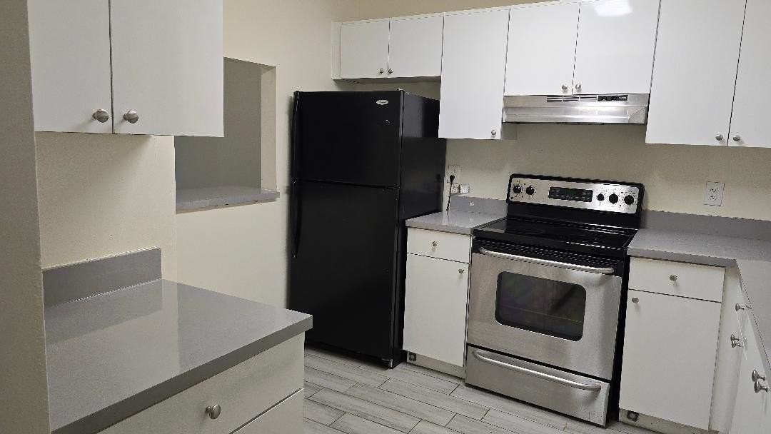 2810 Riverside Dr #202 - Photo 6 of 20