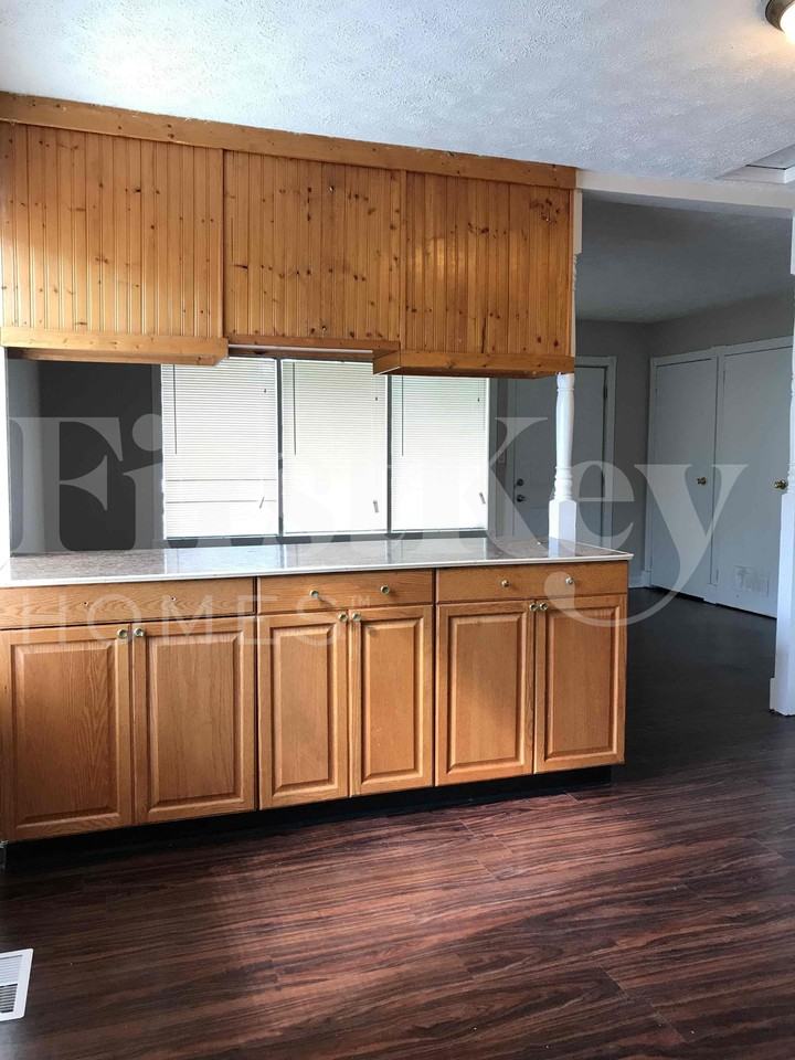 4113 Alberta St - Photo 4 of 13