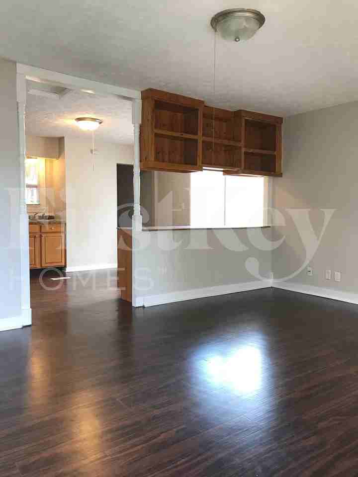 4113 Alberta St - Photo 5 of 13