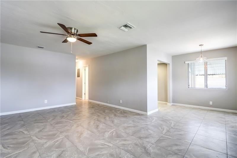 260 Ne 58th St Unit B - Photo 2 of 14