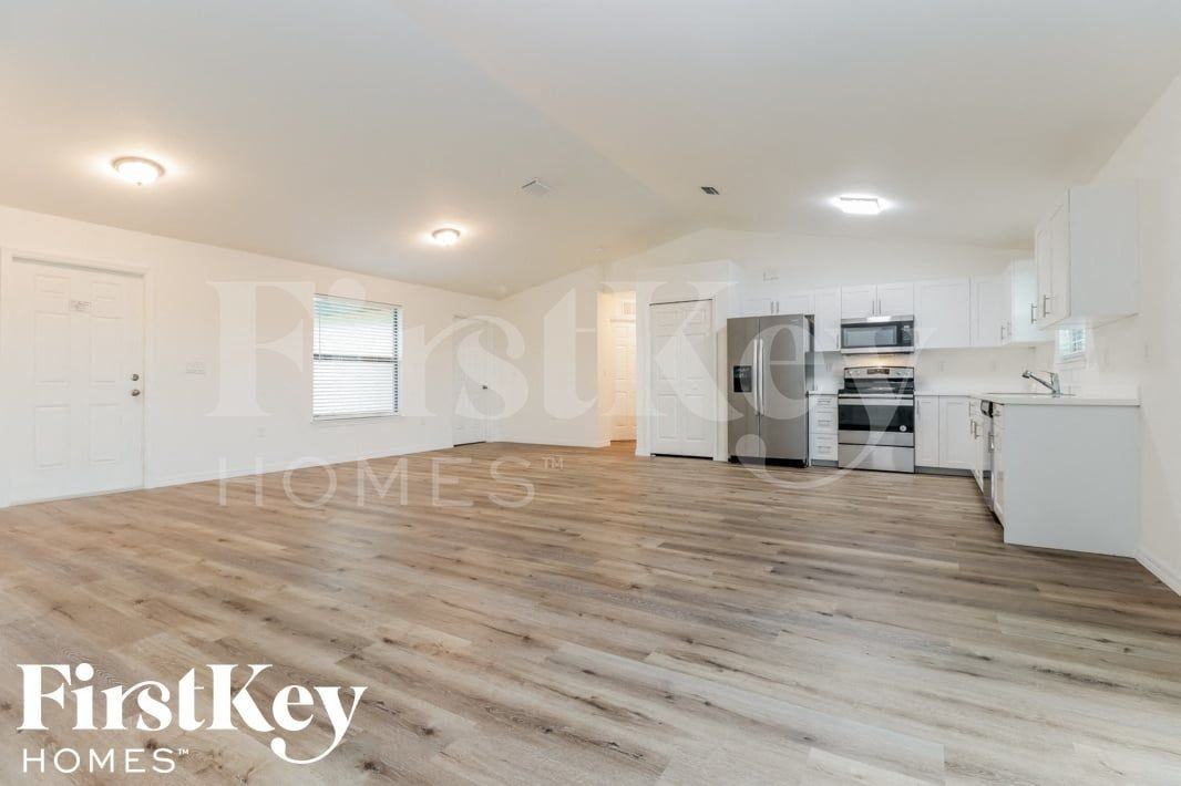 3919 2nd St Sw - Photo 2 of 14