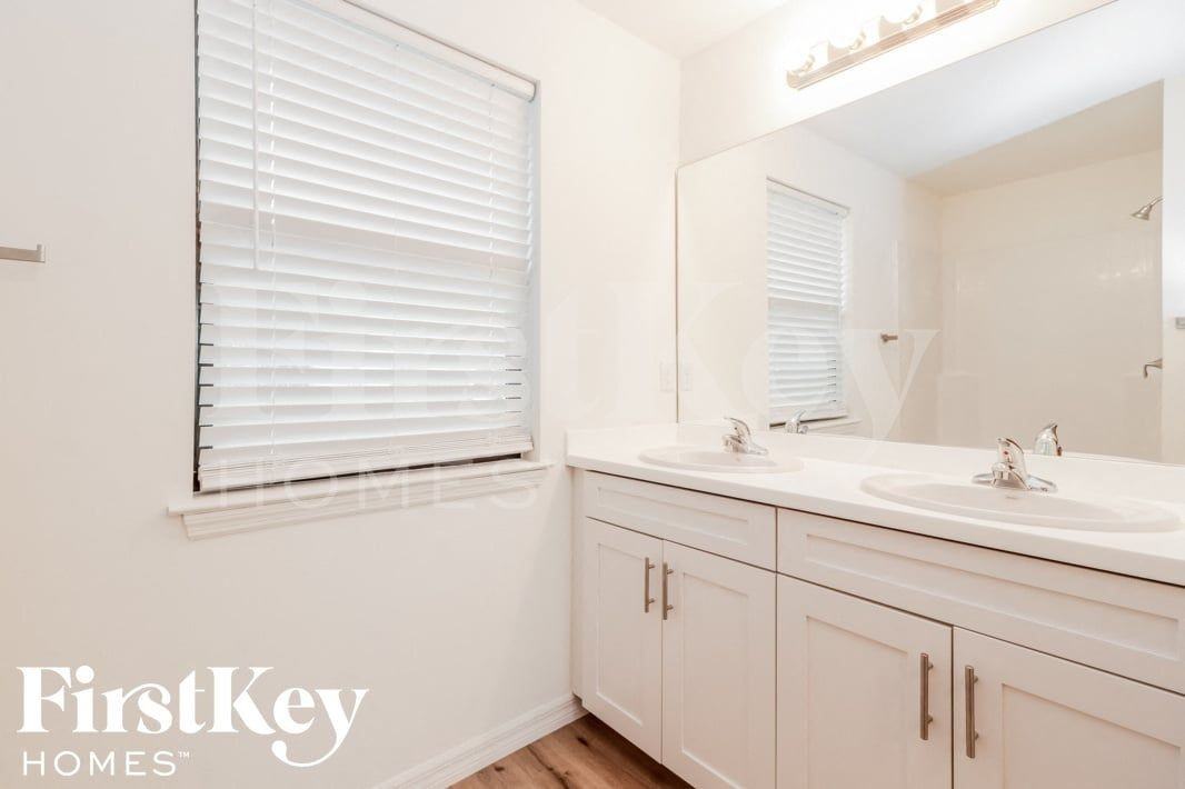 3919 2nd St Sw - Photo 7 of 14